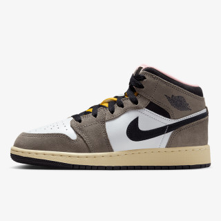 NIKE Pantofi Sport AIR JORDAN 1 MID SE BG 