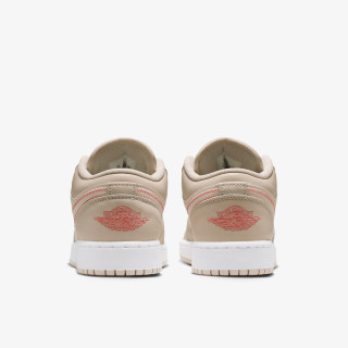 NIKE Pantofi Sport AIR JORDAN 1 LOW SE UNI2 BG 