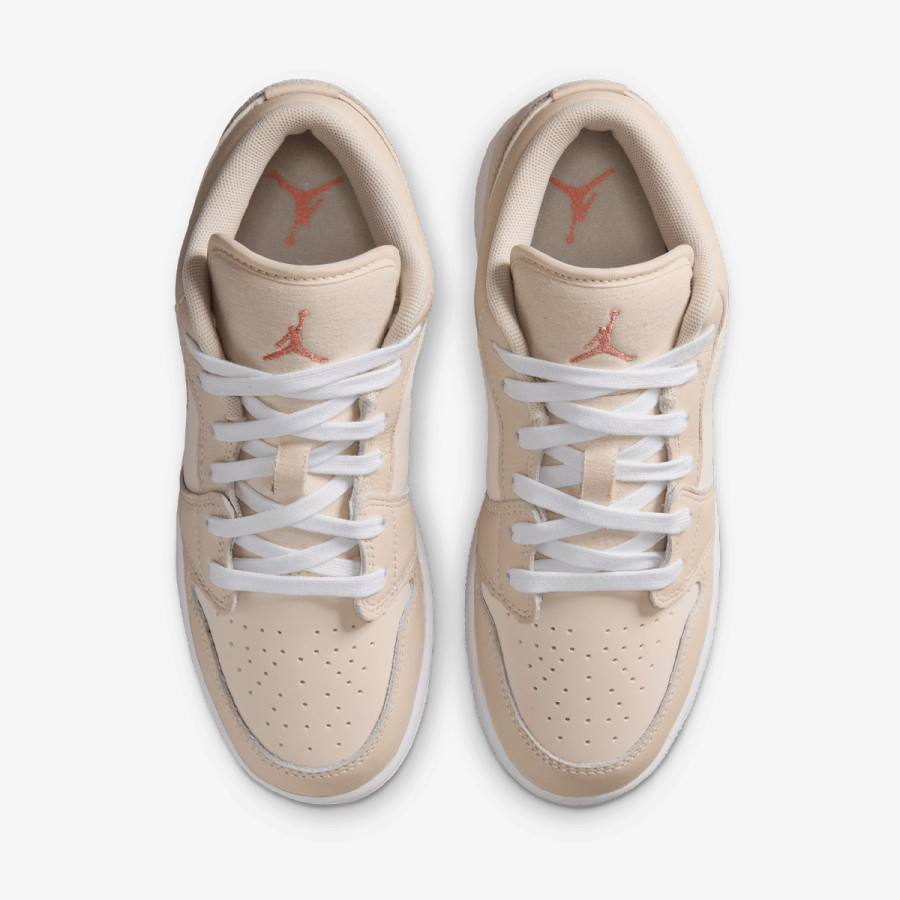NIKE Pantofi Sport AIR JORDAN 1 LOW SE UNI2 BG 