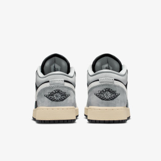 NIKE Pantofi Sport AIR JORDAN 1 LOW SE BG 