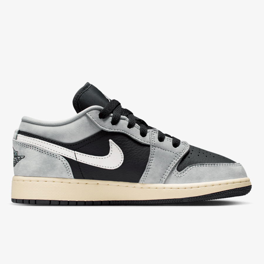 NIKE Pantofi Sport AIR JORDAN 1 LOW SE BG 