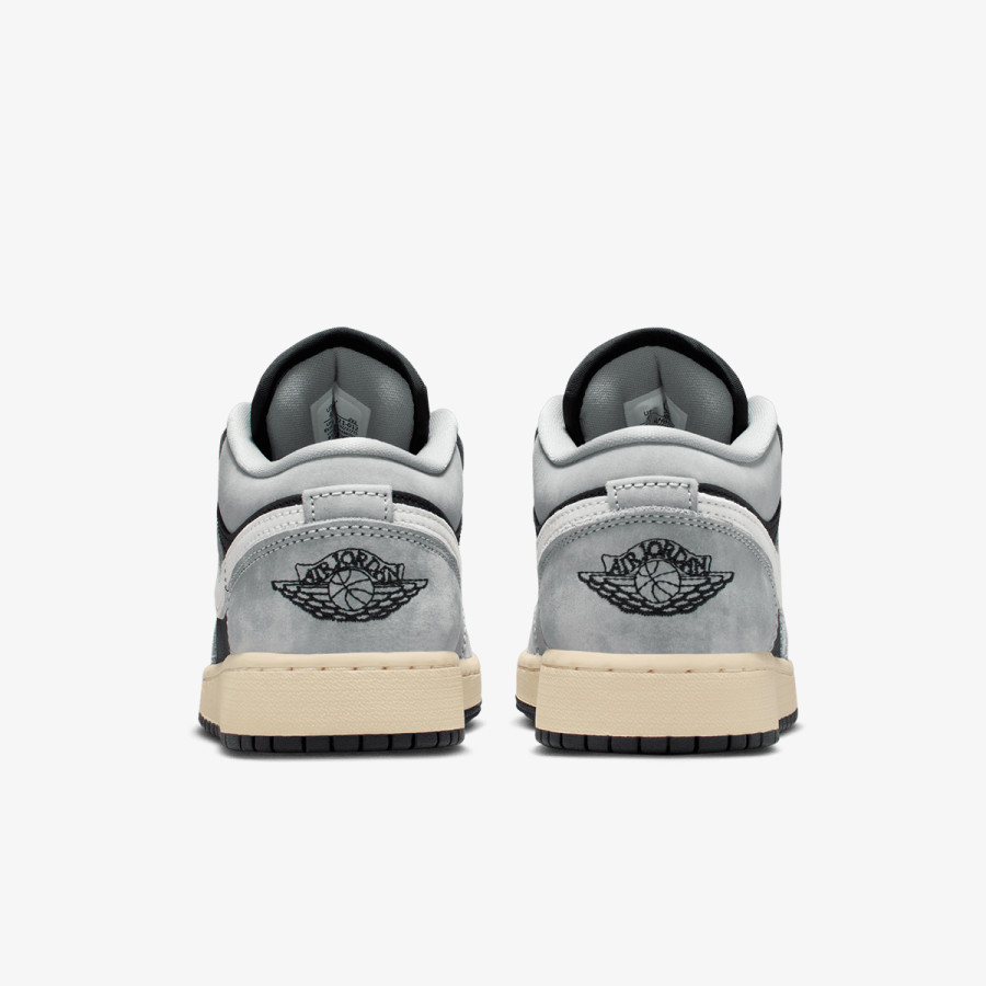 NIKE Pantofi Sport AIR JORDAN 1 LOW SE BG 