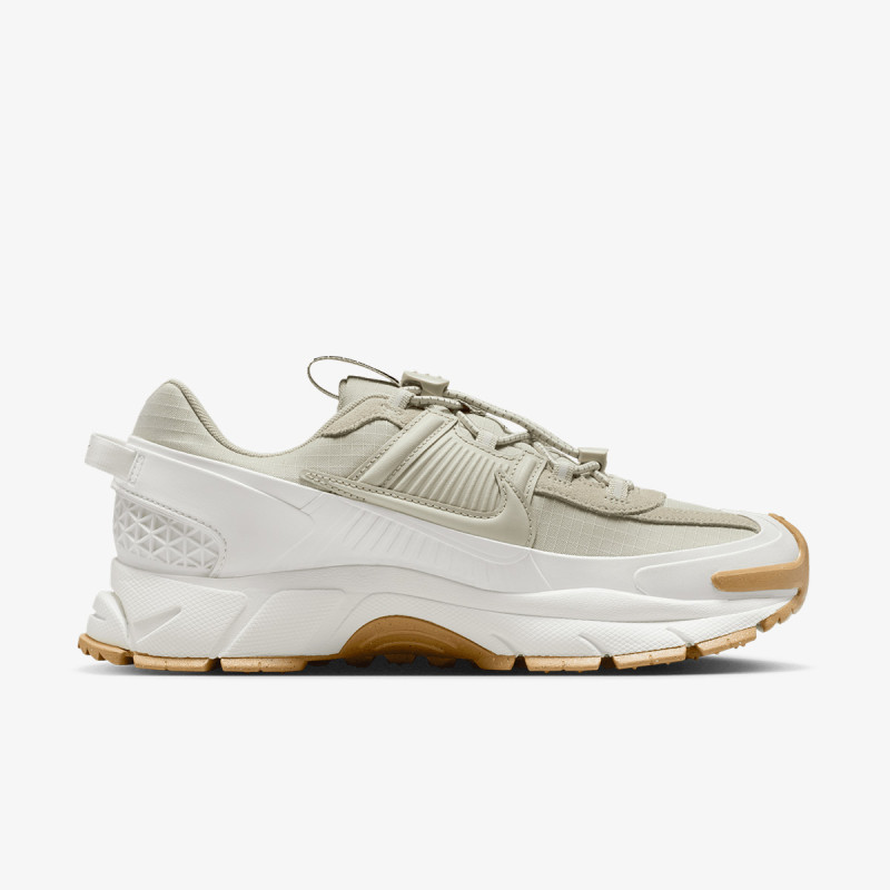 NIKE Pantofi Sport W NIKE ZOOM VOMERO ROAM 