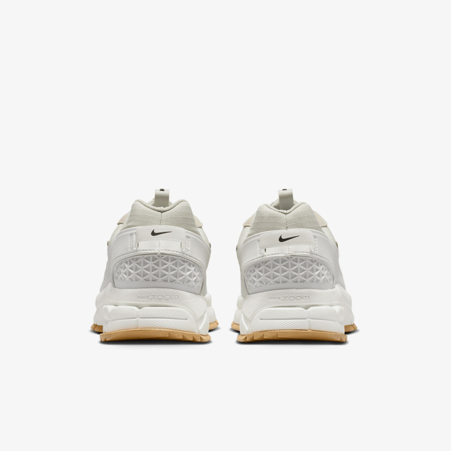NIKE Pantofi Sport W NIKE ZOOM VOMERO ROAM 