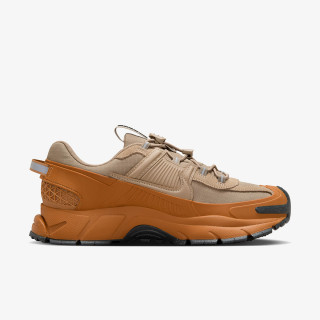 NIKE Pantofi Sport W NIKE ZOOM VOMERO ROAM 