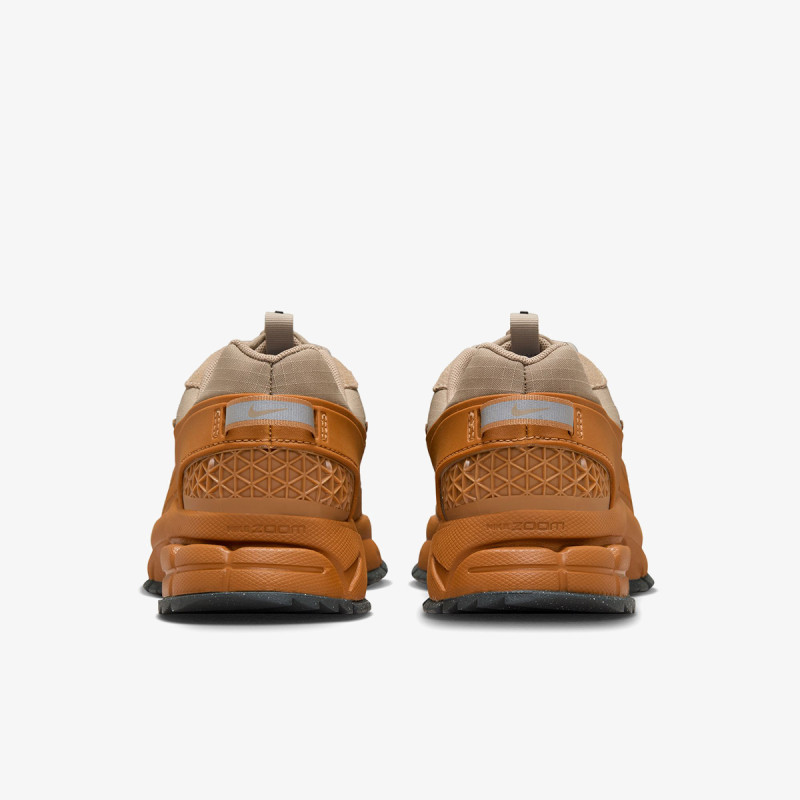 NIKE Pantofi Sport W NIKE ZOOM VOMERO ROAM 