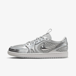 NIKE Pantofi Sport WMNS AIR JORDAN 1 MM LOW V3 
