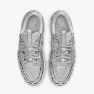 NIKE Pantofi Sport WMNS AIR JORDAN 1 MM LOW V3 