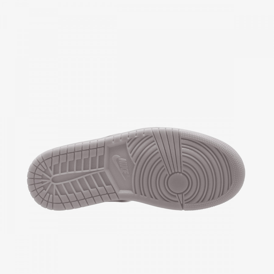 NIKE Pantofi Sport WMNS AIR JORDAN 1 MM LOW V3 