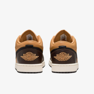 NIKE Pantofi Sport AIR JORDAN 1 LOW SE NA1 