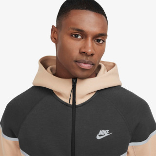 NIKE Hanorace M NK TCH SSNL TF+ WR FZ 