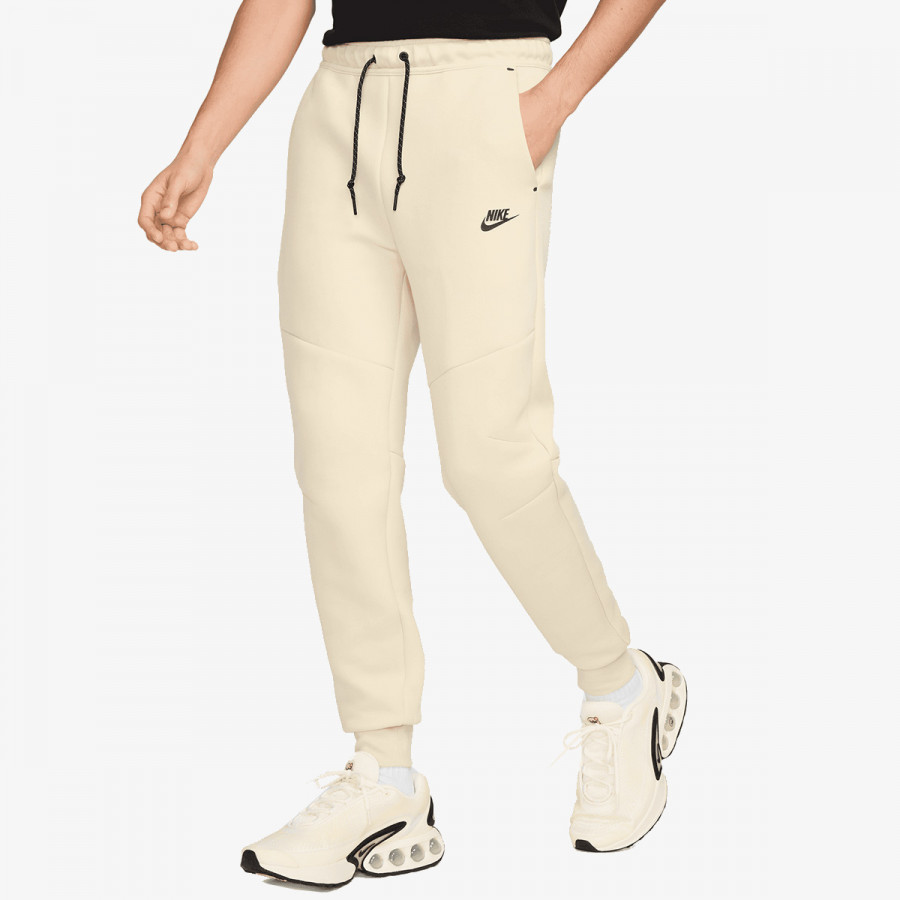 NIKE Pantaloni de trening M NK TCH FLC JGGR 