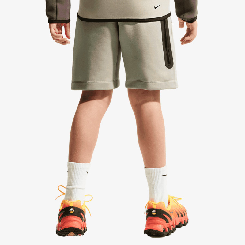 NIKE Pantaloni scurti Tech Fleece 
