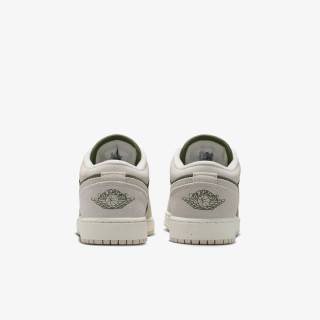 NIKE Pantofi Sport AIR JORDAN 1 LOW SE BG 