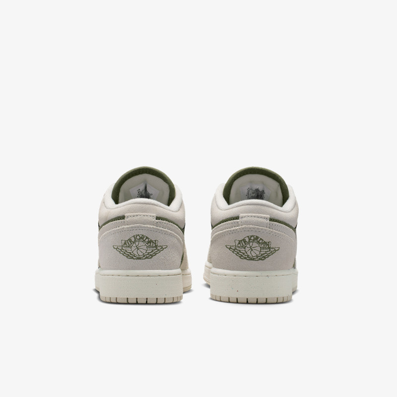 NIKE Pantofi Sport AIR JORDAN 1 LOW SE BG 
