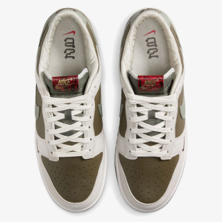 NIKE Pantofi Sport NIKE DUNK LOW RETRO BTTYS CN 