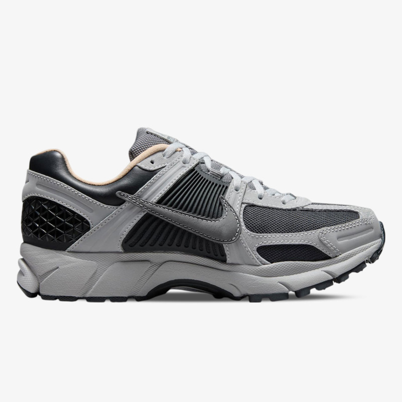 NIKE Pantofi Sport NIKE ZOOM VOMERO 5 CN 