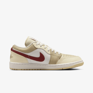NIKE Pantofi Sport WMNS AIR JORDAN 1 LOW CE 