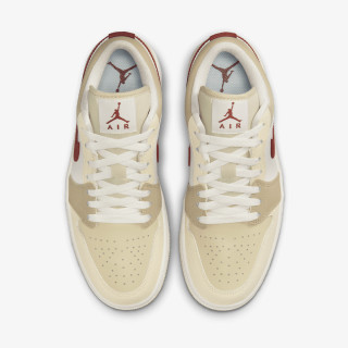 NIKE Pantofi Sport WMNS AIR JORDAN 1 LOW CE 