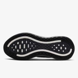 NIKE Pantofi Sport NIKE VOMERO PLUS 