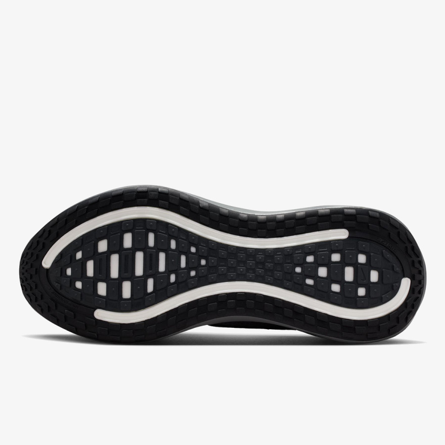 NIKE Pantofi Sport NIKE VOMERO PLUS 