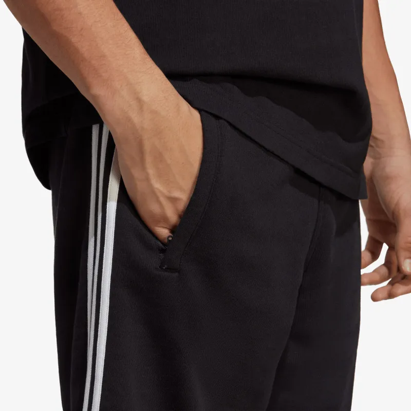 ADIDAS Pantaloni scurti ADICOLOR CLASSICS 3-STRIPES SWEAT SHORTS<br /> 