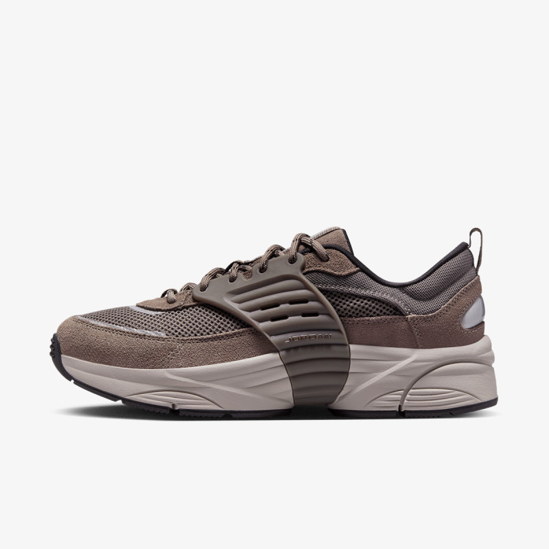 NIKE Pantofi Sport JORDAN TRUNNER O/S 