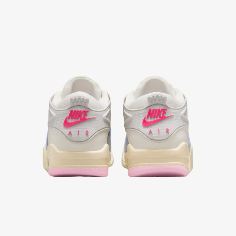 NIKE Pantofi Sport WMNS AIR JORDAN 4 RM ESTR 