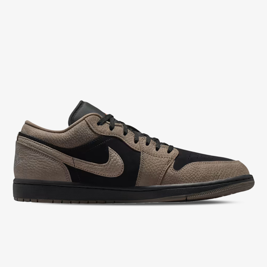 NIKE Pantofi Sport AIR JORDAN 1 LOW SE 