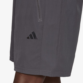 ADIDAS Pantaloni scurti Train essentials 