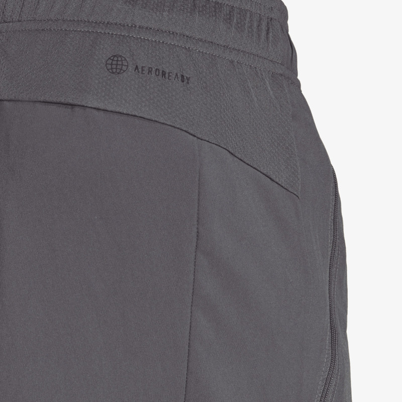 ADIDAS Pantaloni scurti Train essentials 