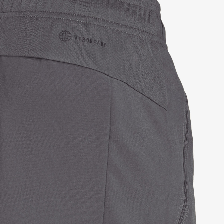ADIDAS Pantaloni scurti Train essentials 