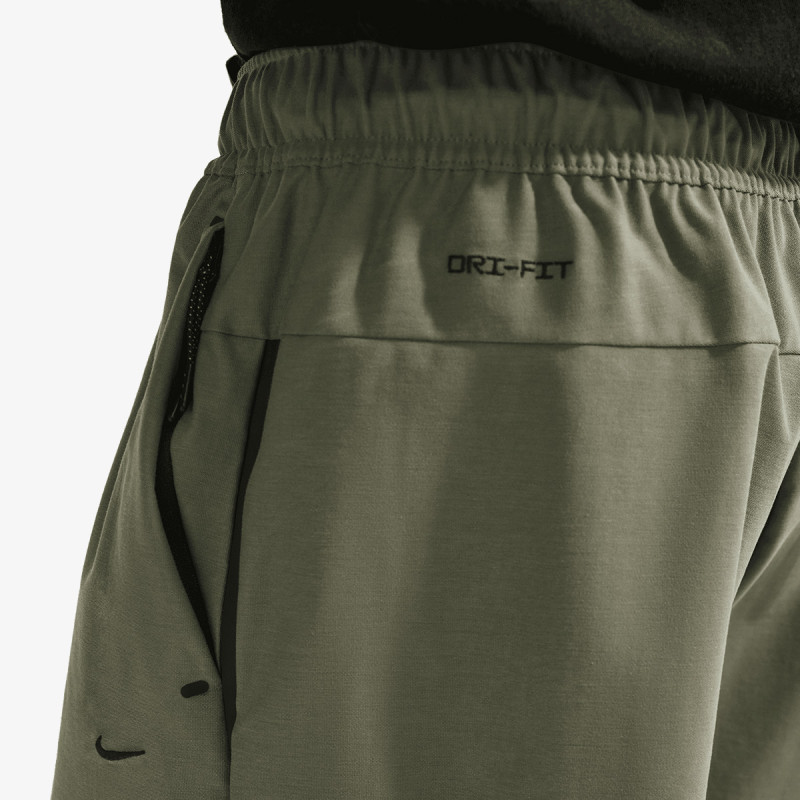 NIKE Pantaloni scurti Tech Shori 