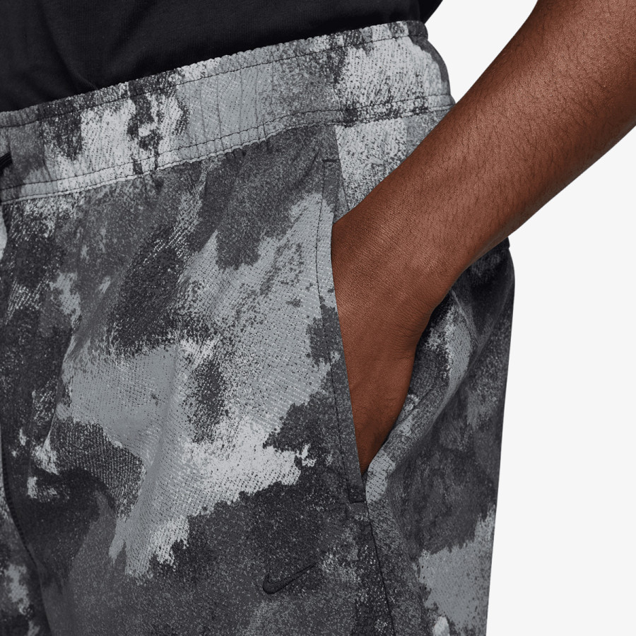 NIKE Pantaloni scurti Tech Sweatshort 