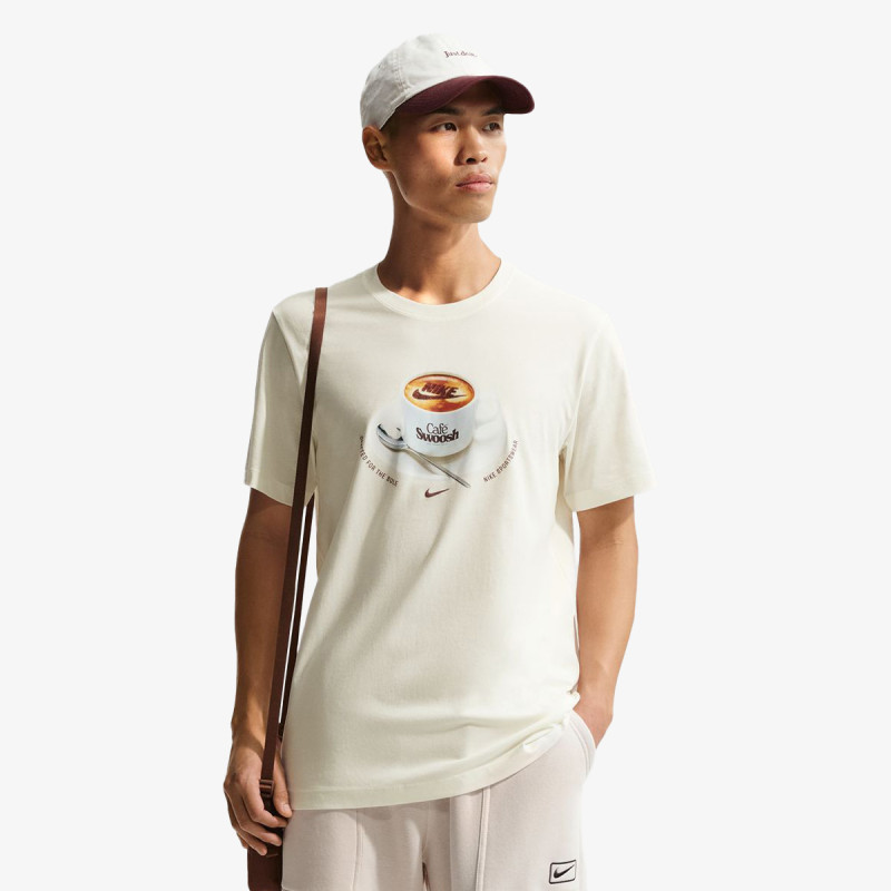 NIKE Tricouri U NSW TEE STD CAFE SWOOSH MUG 