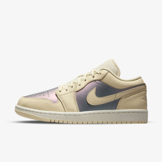 NIKE Pantofi Sport WMNS AIR JORDAN 1 LOW SE NA 