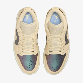NIKE Pantofi Sport WMNS AIR JORDAN 1 LOW SE NA 