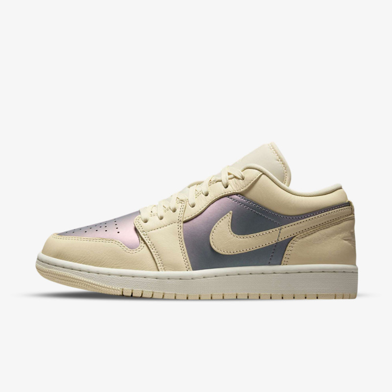 NIKE Pantofi Sport WMNS AIR JORDAN 1 LOW SE NA 