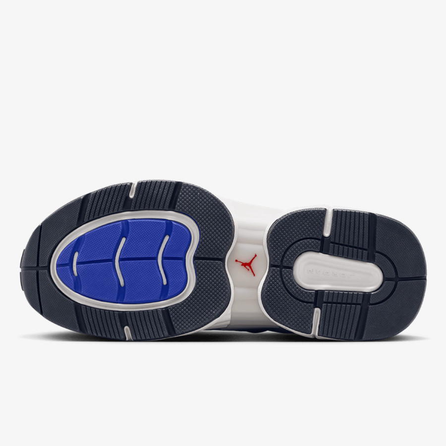NIKE Pantofi Sport JORDAN TRUNNER O/S BG 