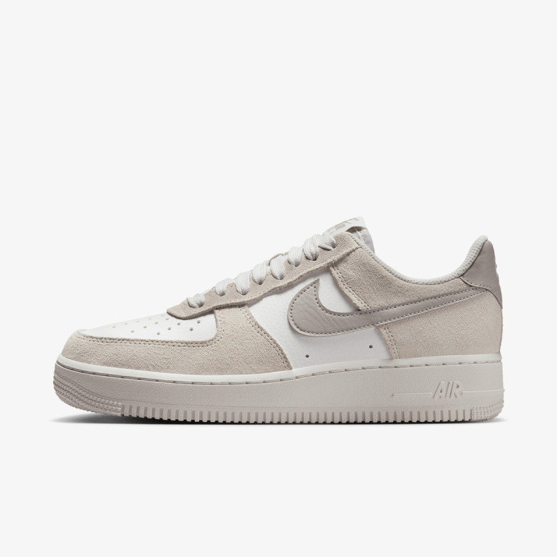 NIKE Pantofi Sport W NIKE AIR FORCE 1 LO SR 