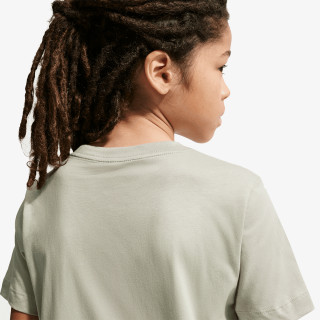 NIKE Tricouri Boxy Rest 