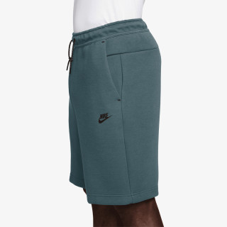 NIKE Pantaloni scurti Tech 