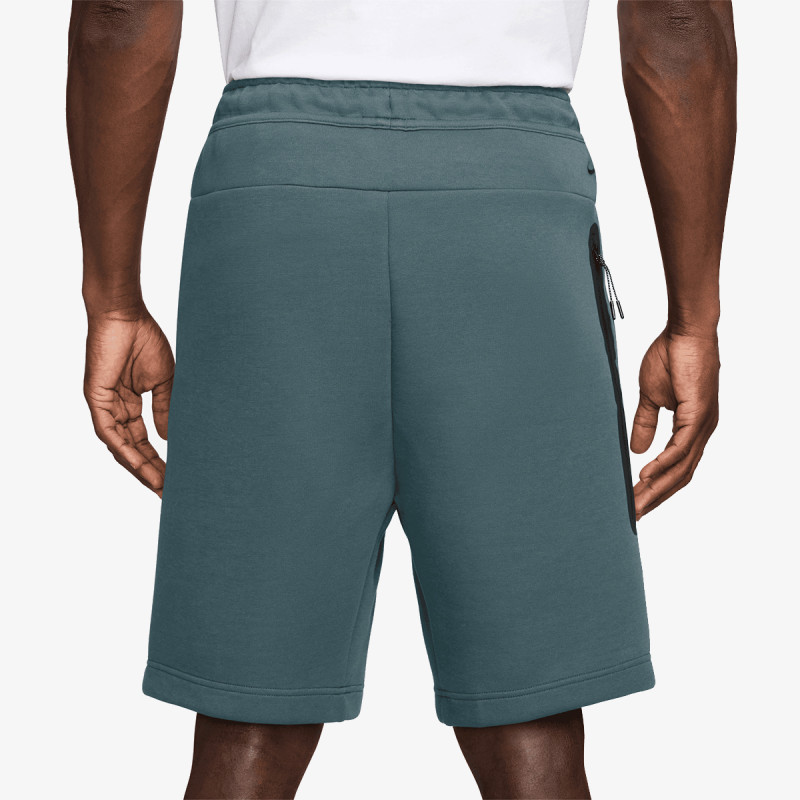 NIKE Pantaloni scurti Tech 