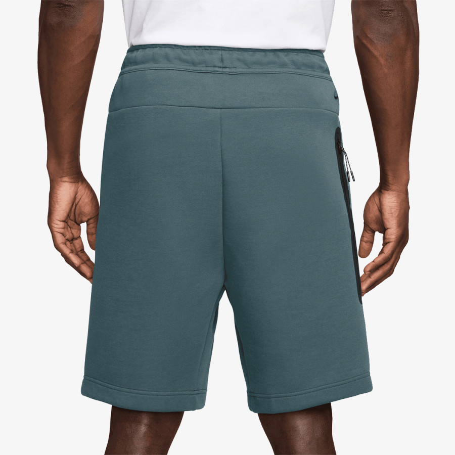 NIKE Pantaloni scurti Tech 