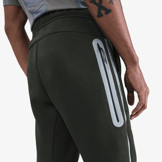 NIKE Pantaloni de trening M NK TECH FLC JGGR PANT REFLEC 