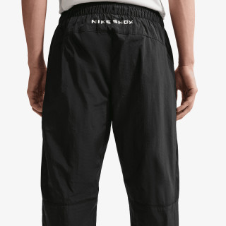 NIKE Pantaloni de trening M NSW WVN PANT SHOX 