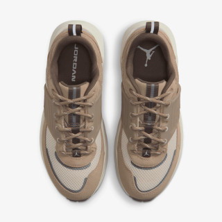 NIKE Pantofi Sport WMNS JORDAN TRUNNER O/S 