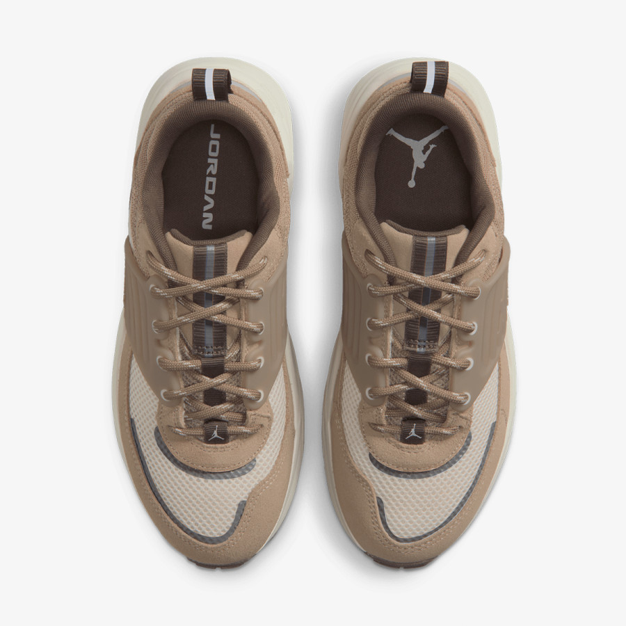 NIKE Pantofi Sport WMNS JORDAN TRUNNER O/S 