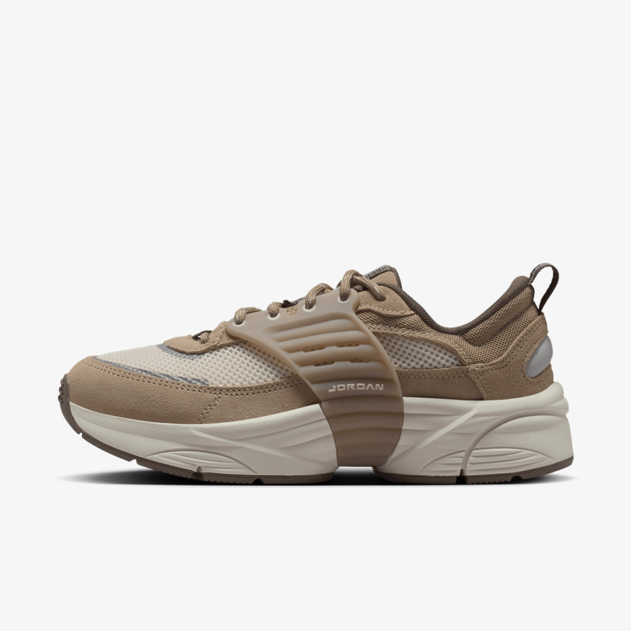 NIKE Pantofi Sport WMNS JORDAN TRUNNER O/S 