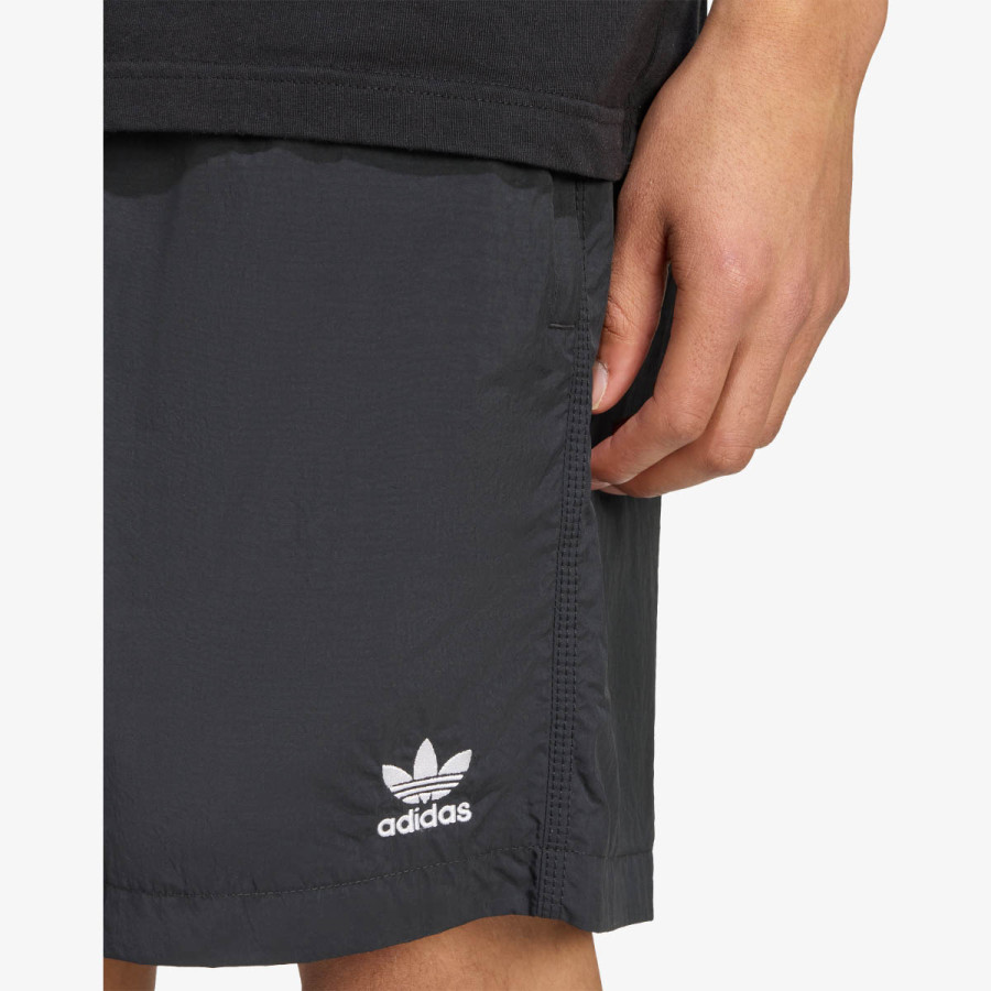 ADIDAS Pantaloni scurti ESS WVN SHORTS 